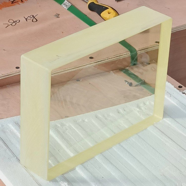 呼和浩特铅玻璃是什么材料做的